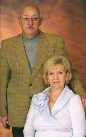 Adele and Camille Bikbulatova.jpg