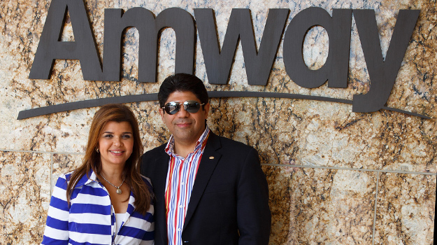 File:Theo y Maribel.jpg