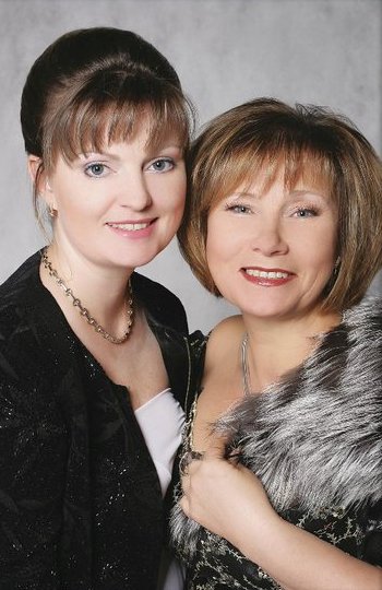 Galina and Julia Saprykin.jpg