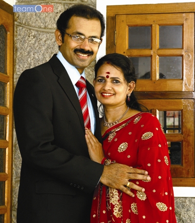 File:Dr S S Manjunath & Dr V K Geeth.jpg