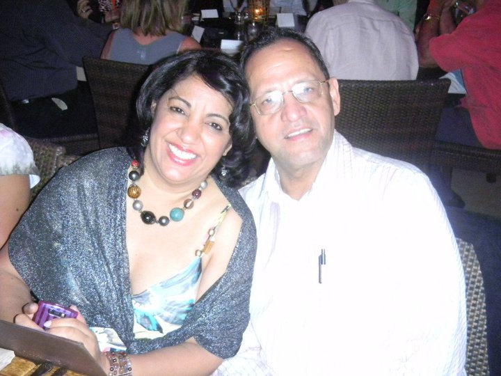 File:Galindo y Carmen Martinez.jpg