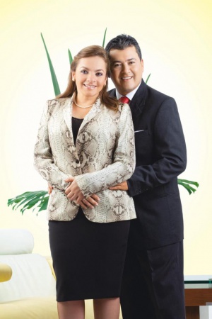 Diego y Martha Ortega.jpg
